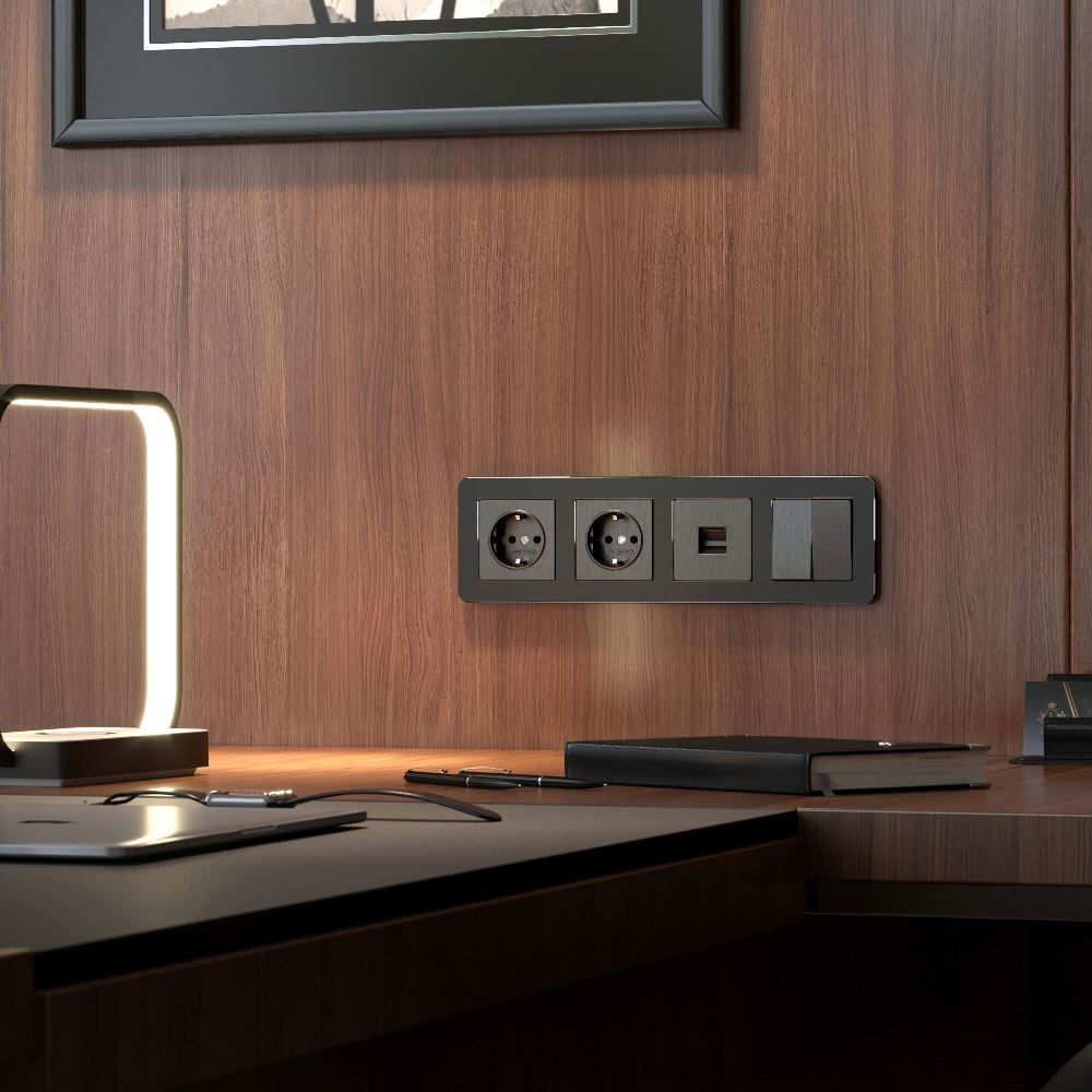 Рамка из металла Werkel Platinum на 4 поста Черный алюминий W0042608 — изображение 3