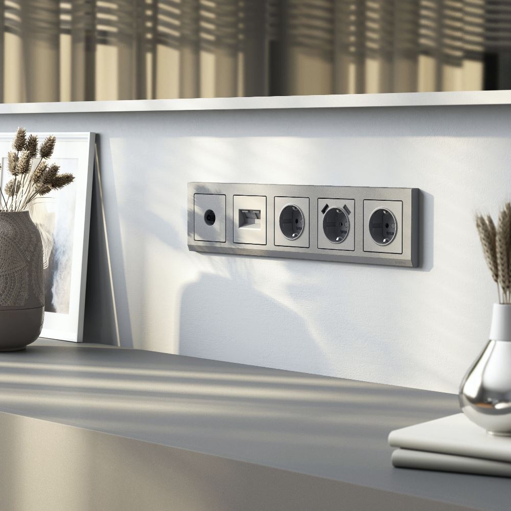 Рамка из поликарбоната Werkel Stark на 5 постов Серебряный матовый W0051865 — изображение 2