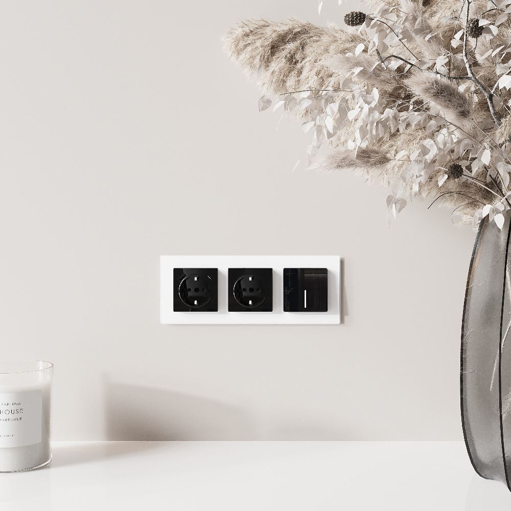 Розетка встраиваемая Werkel с заземлением, шторками и USB тип A+C Черный W1171748 — изображение 2